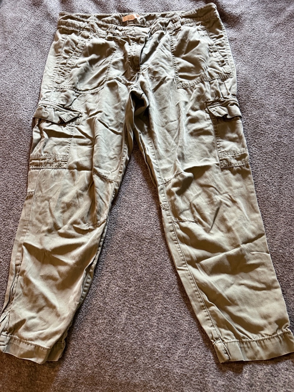Women’s Olive Cargo Pants